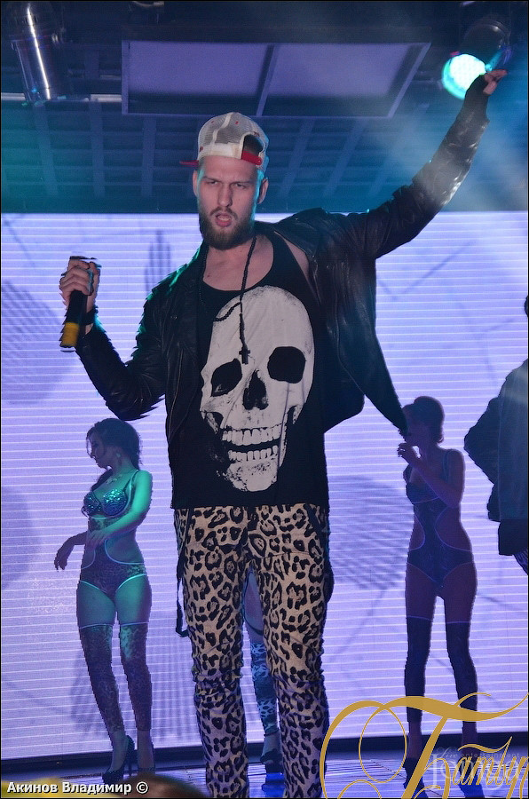 Фотография с GUF в Батыр