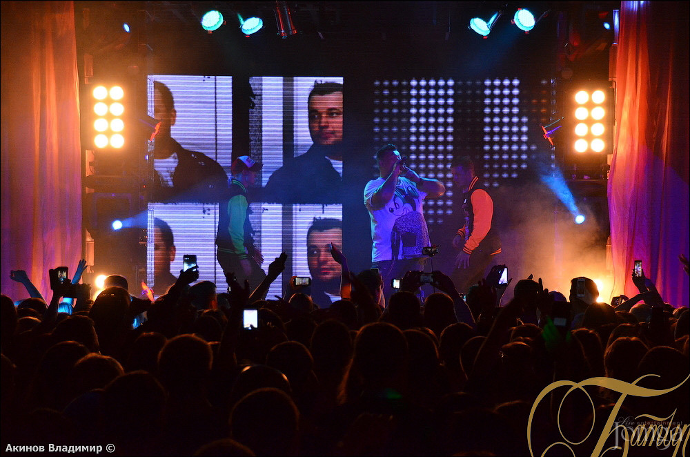 Фотография с РУКИ ВВЕРХ в Батыр