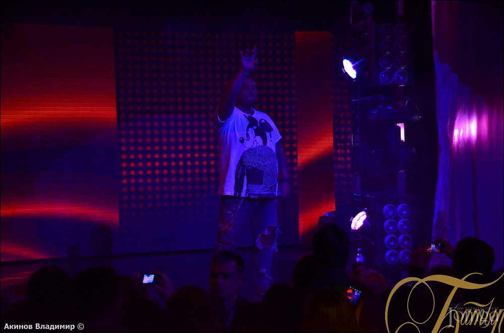 Фотография с РУКИ ВВЕРХ в Батыр