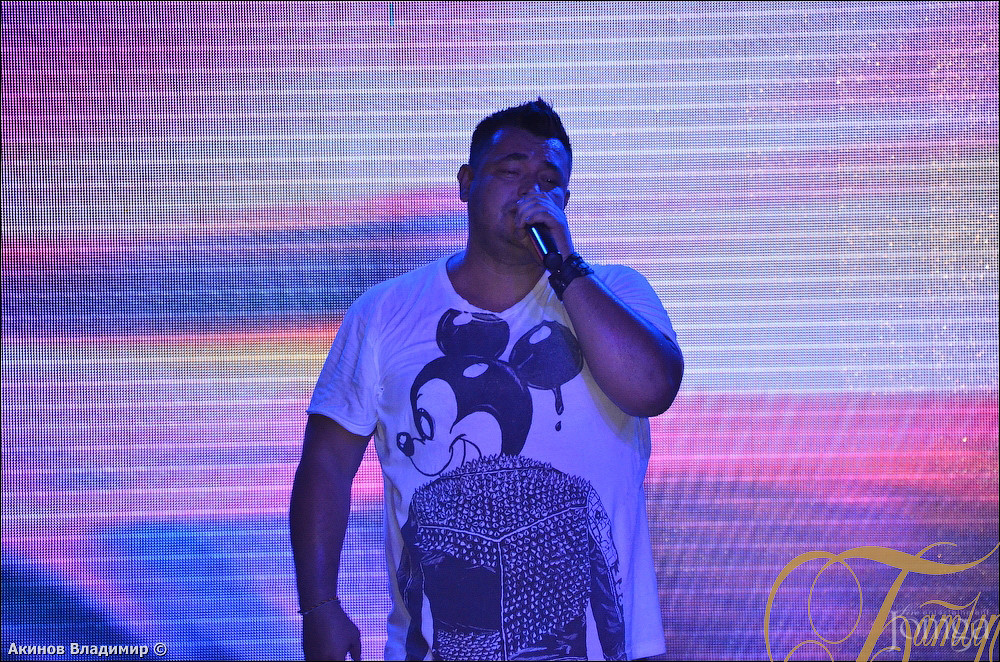 Фотография с РУКИ ВВЕРХ в Батыр