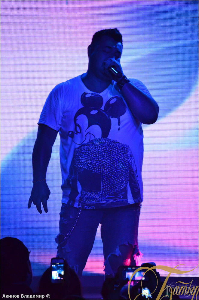 Фотография с РУКИ ВВЕРХ в Батыр