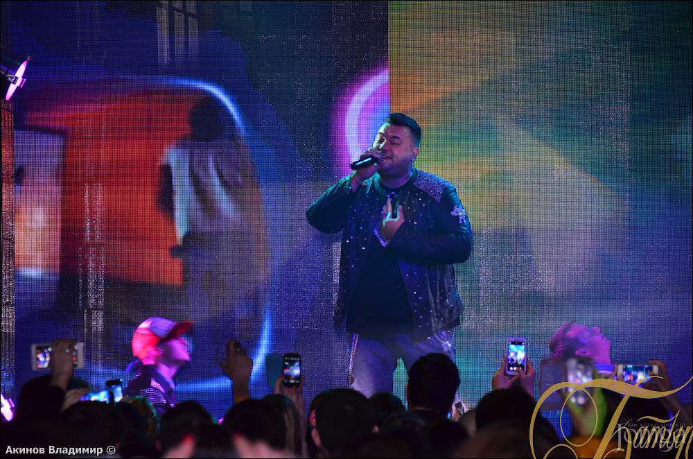 Фотография с РУКИ ВВЕРХ в Батыр