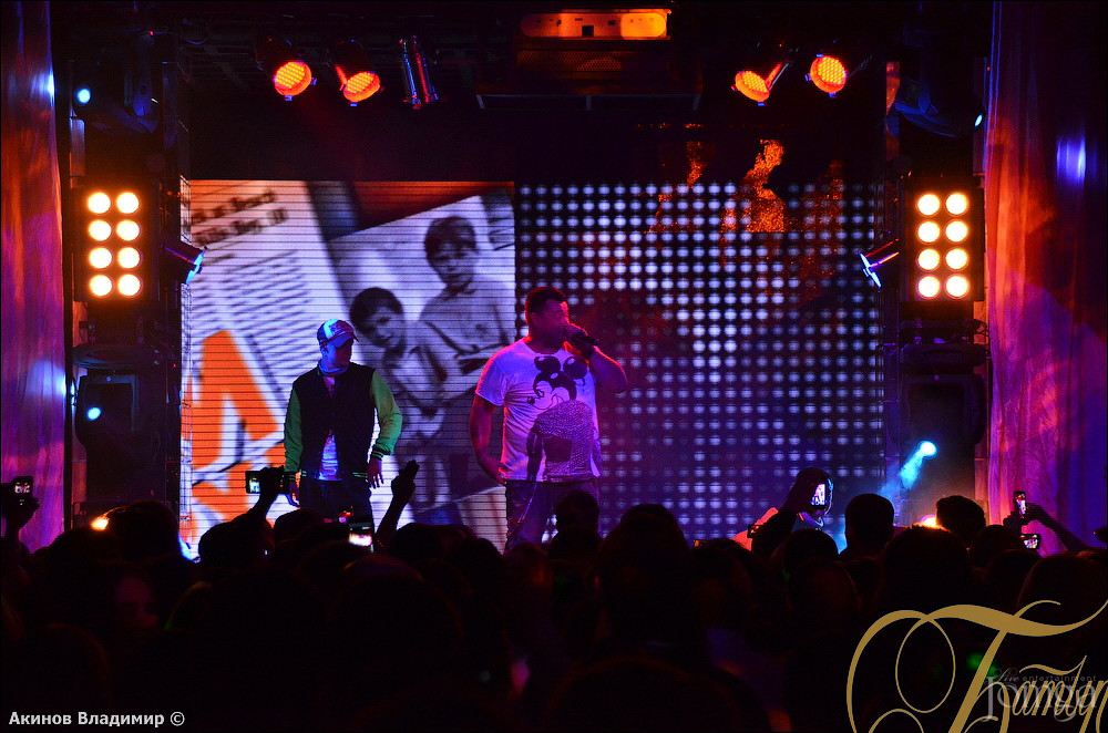 Фотография с РУКИ ВВЕРХ в Батыр