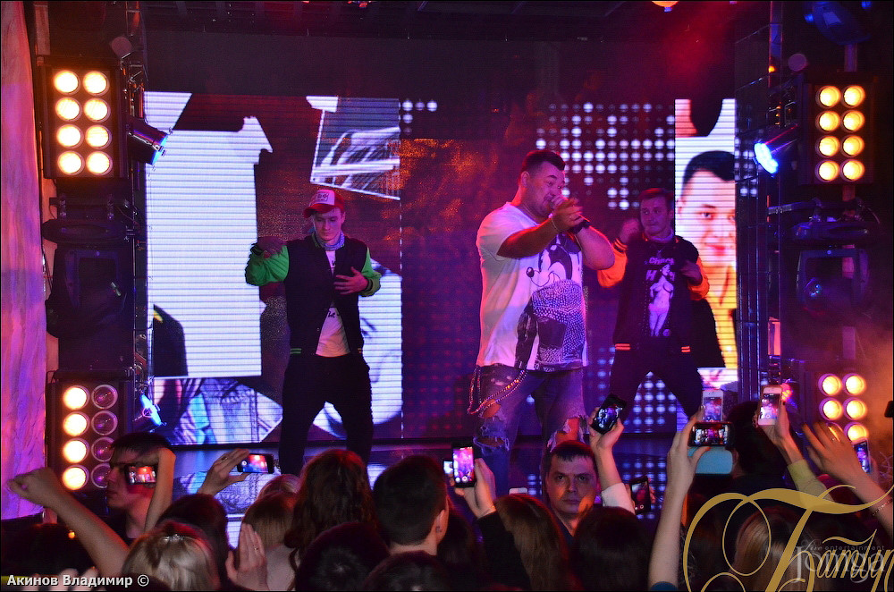 Фотография с РУКИ ВВЕРХ в Батыр