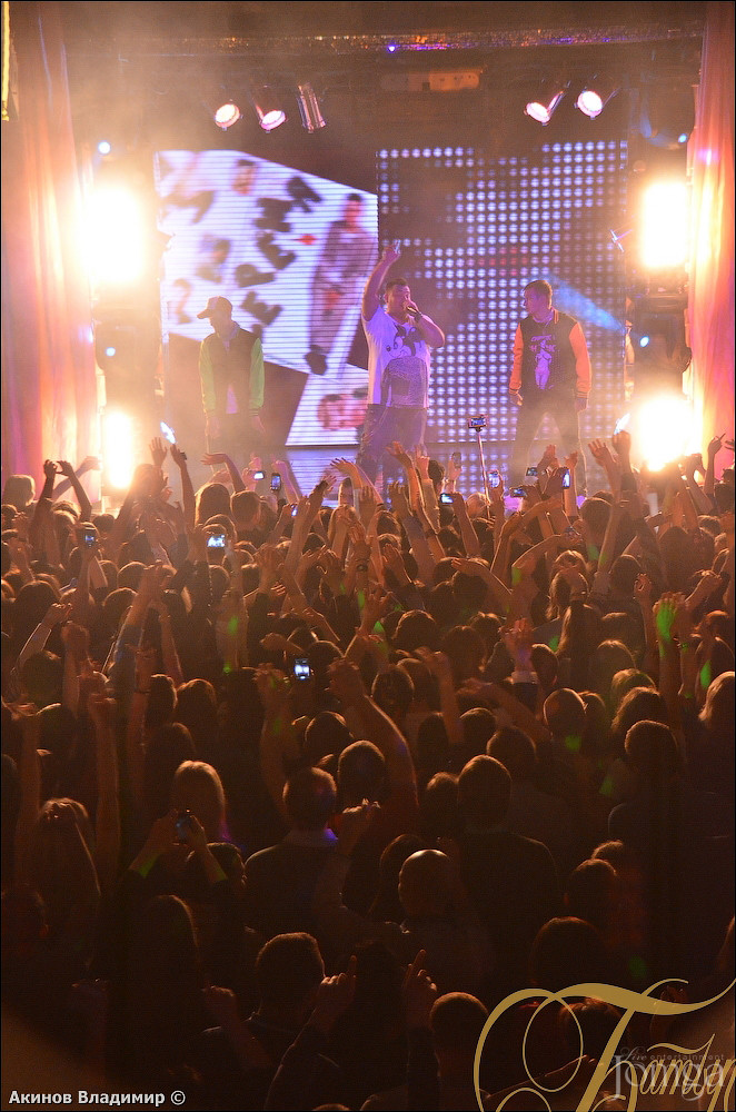 Фотография с РУКИ ВВЕРХ в Батыр