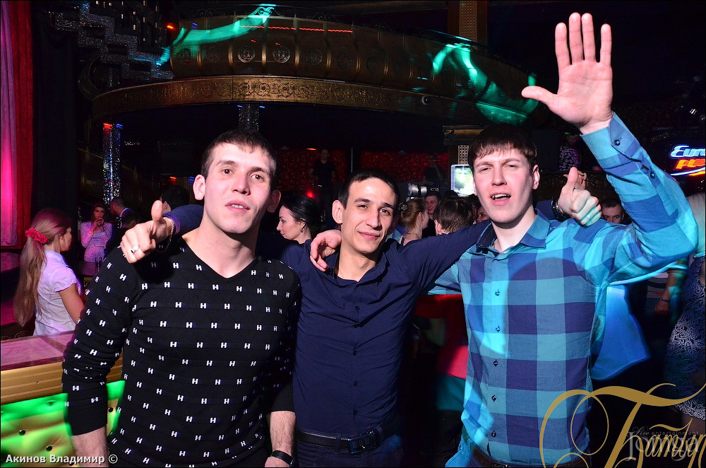 Фотография с У СОЛДАТА ВЫХОДНОЙ в Батыр