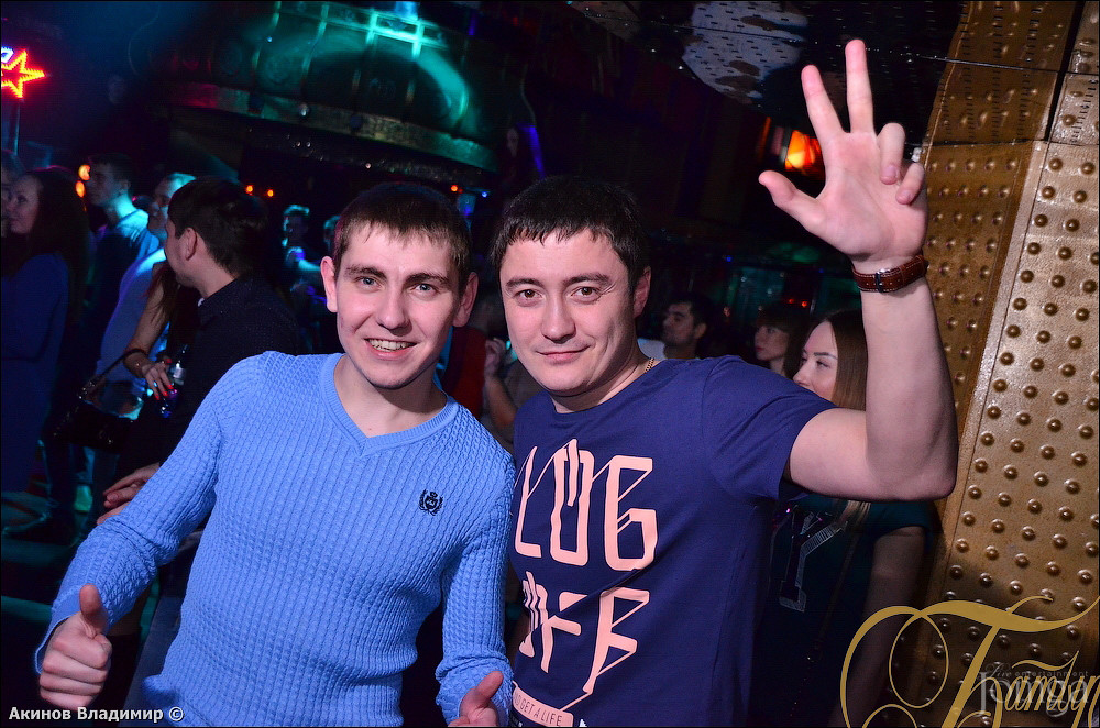 Фотография с У СОЛДАТА ВЫХОДНОЙ в Батыр