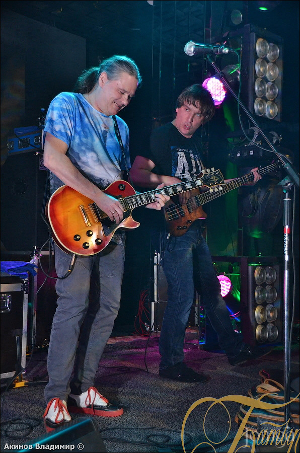 Фотография с ЧИЖ & Co. в Батыр