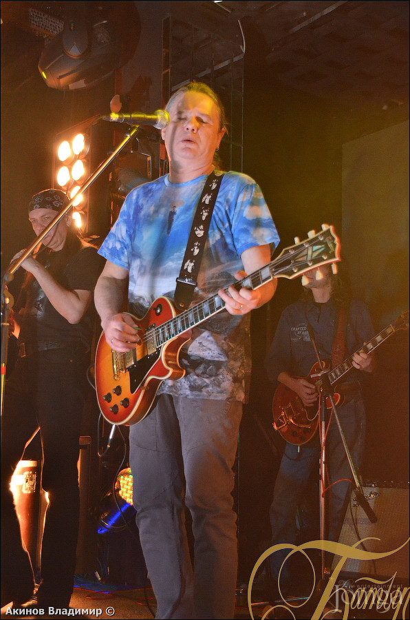 Фотография с ЧИЖ & Co. в Батыр