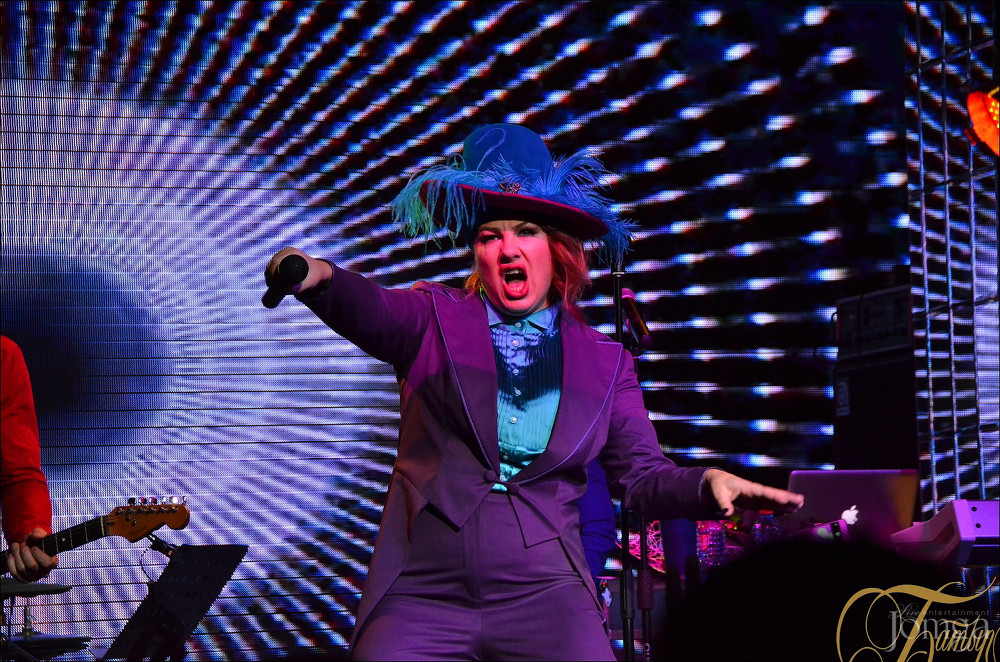 Фотография с ЕВА ПОЛЬНА в Батыр