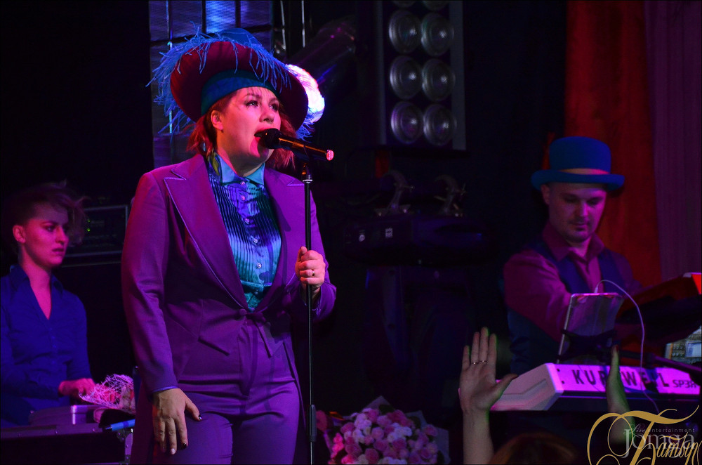 Фотография с ЕВА ПОЛЬНА в Батыр