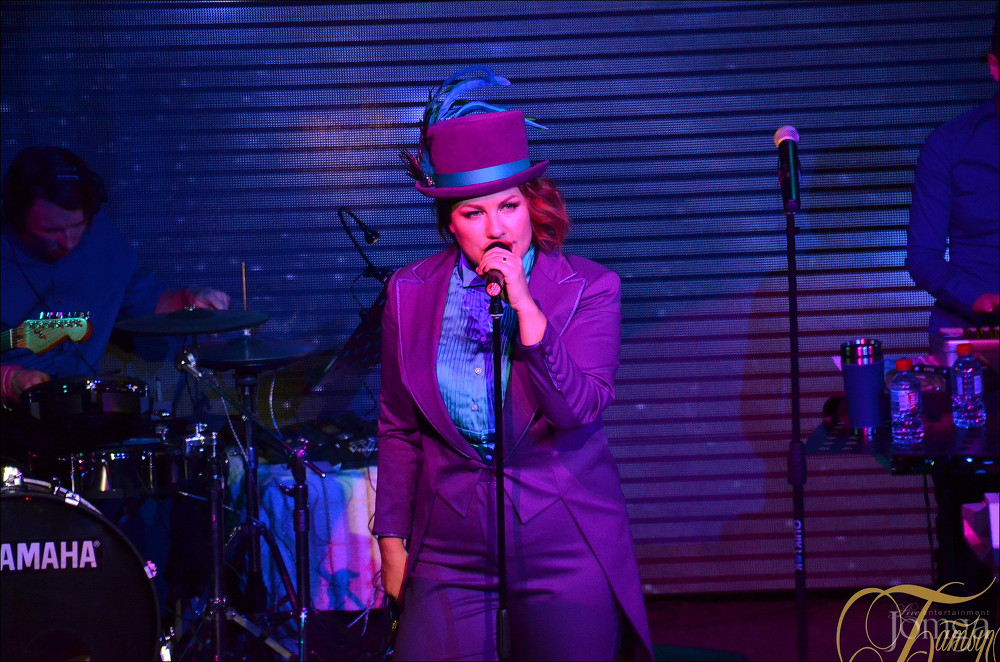 Фотография с ЕВА ПОЛЬНА в Батыр