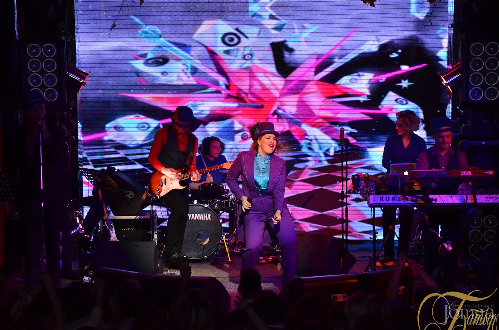 Фотография с ЕВА ПОЛЬНА в Батыр