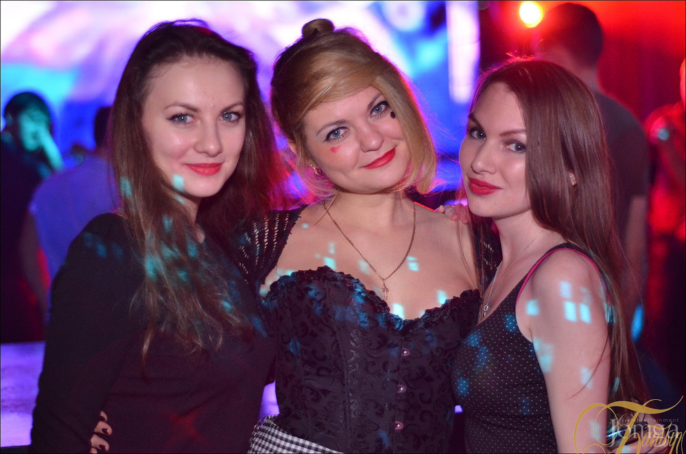 Фотография с ТАНЦУЙ И ПОВИНУЙСЯ в Батыр