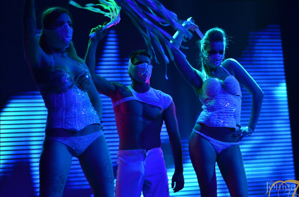 Фотография с ТАНЦУЙ И ПОВИНУЙСЯ в Батыр