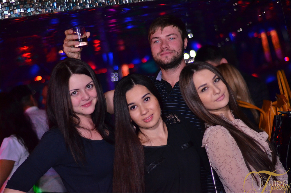 Фотография с ТАНЦУЙ И ПОВИНУЙСЯ в Батыр