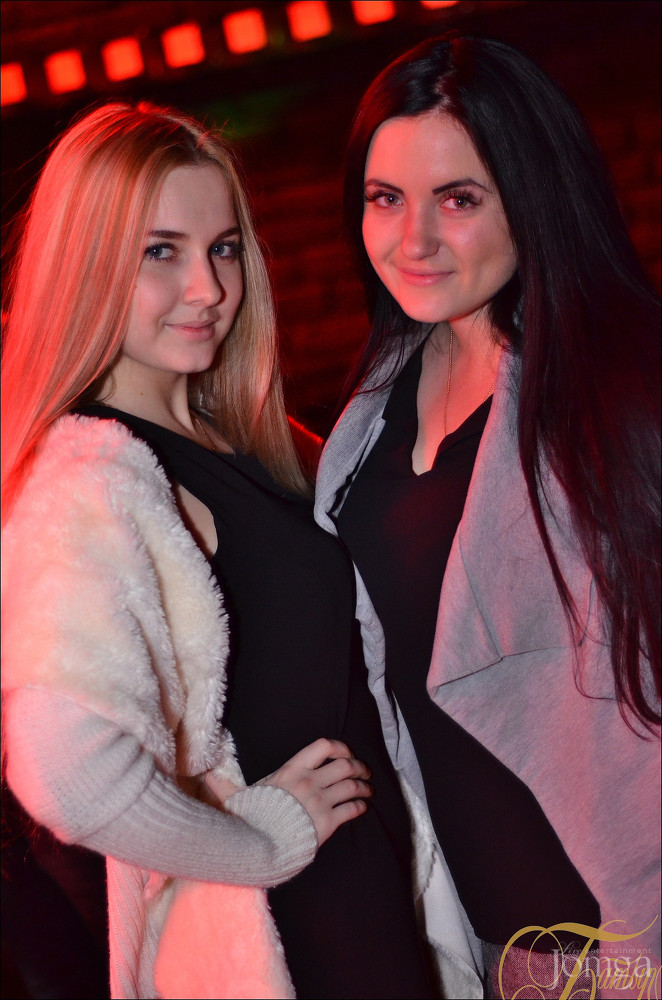 Фотография с ТАНЦУЙ И ПОВИНУЙСЯ в Батыр