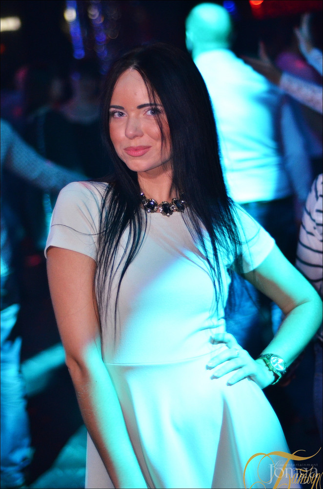 Фотография с ТАНЦУЙ И ПОВИНУЙСЯ в Батыр