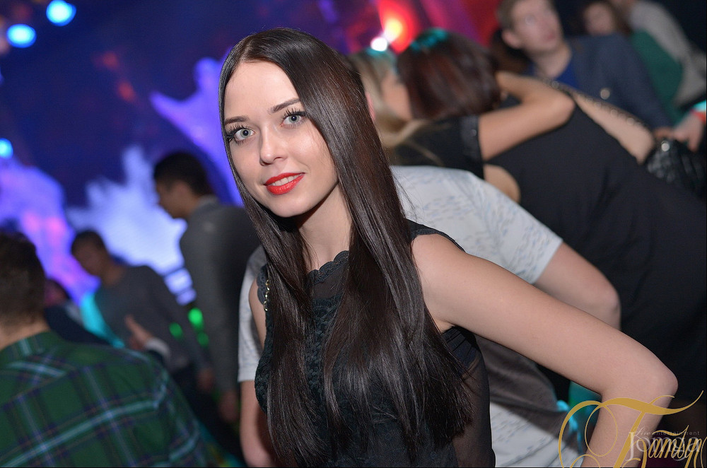 Корпоратив постер. Кафе аями ижевск. Party house ижевск. Party house ижевск. Бо карельская мордовия пати хаус.