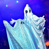 HOUSE C ПРИВИДЕНИЯМИ фото 48