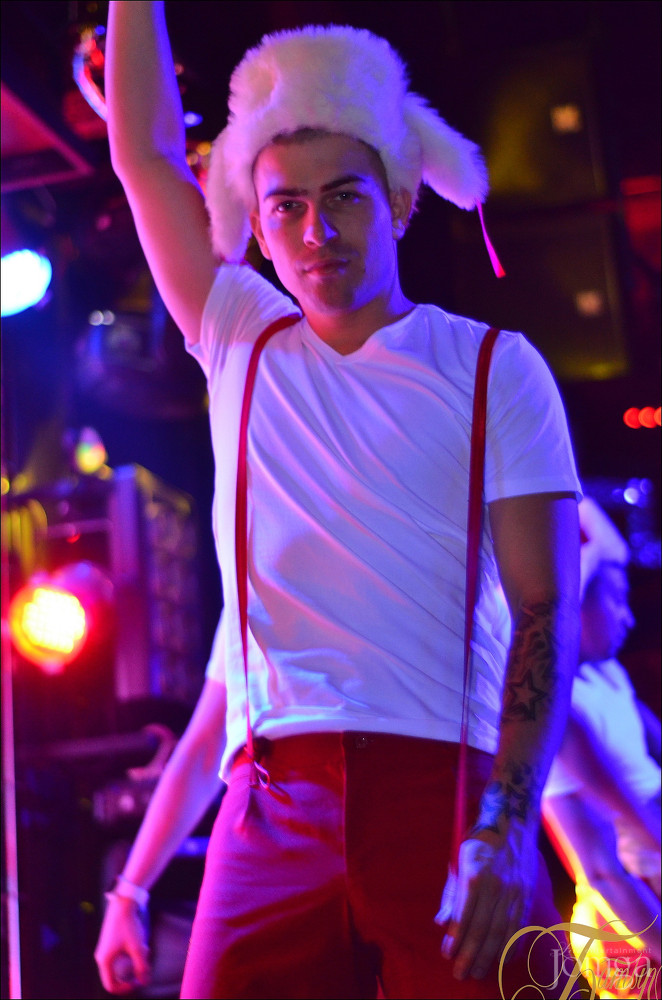 Фотография с ЛАВКА ЧУДЕС в Батыр