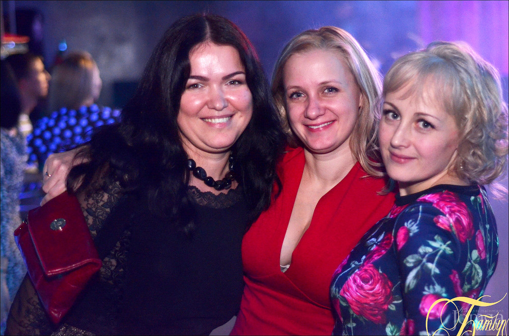 Фотография с СНЕГ КРУЖИТСЯ в Батыр