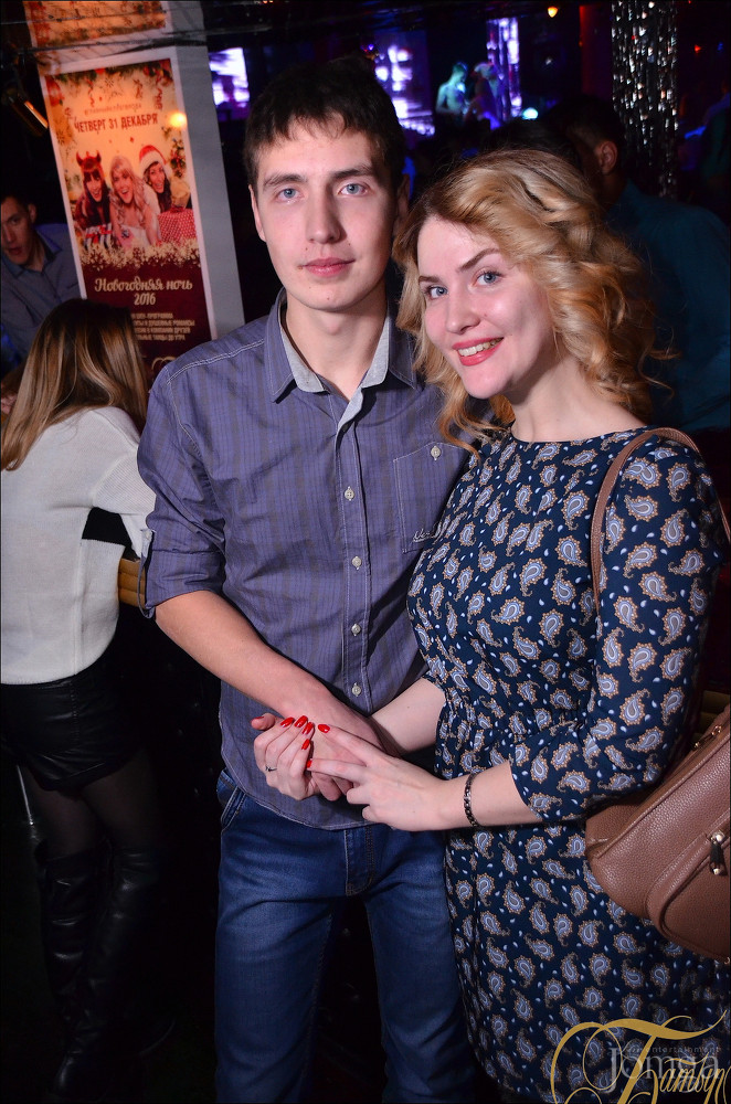 Фотография с СНЕГ КРУЖИТСЯ в Батыр