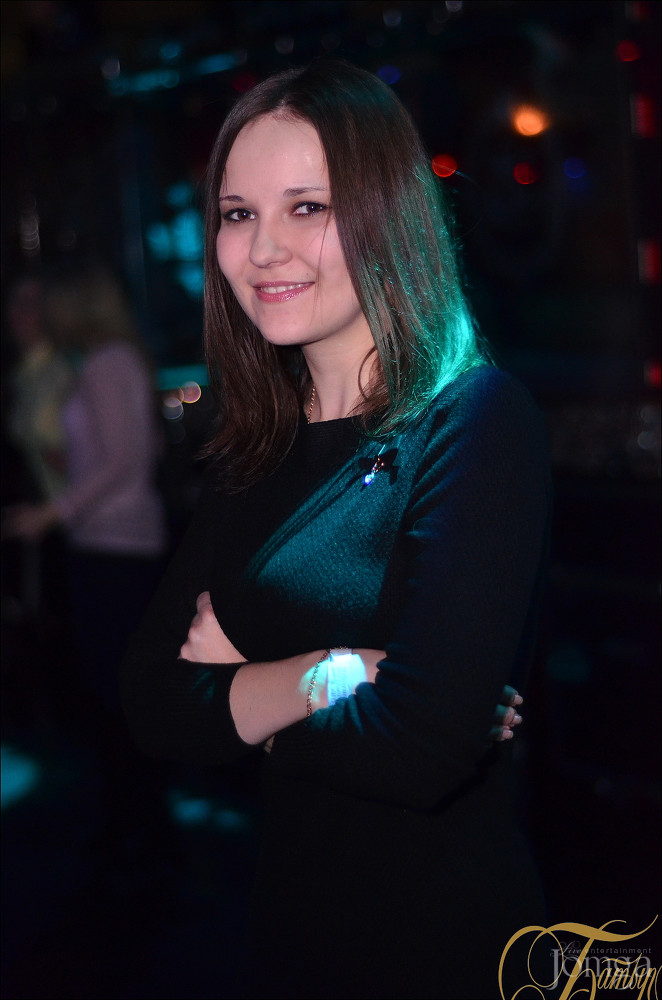 Фотография с СНЕГ КРУЖИТСЯ в Батыр