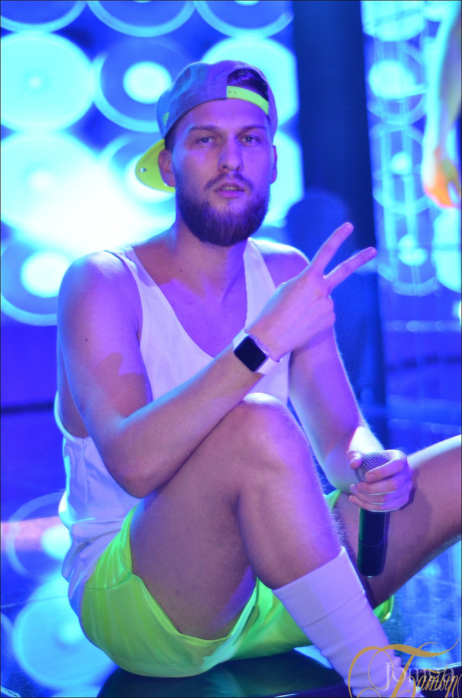 Фотография с ТАНЬКА-ВСТАНЬКА или ГУЛЯЙ СТУДЕНТ! в Батыр