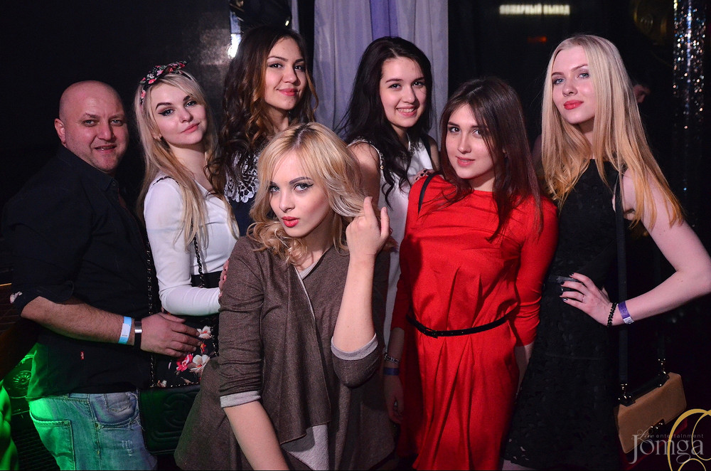 Фотография с ТАНЬКА-ВСТАНЬКА или ГУЛЯЙ СТУДЕНТ! в Батыр