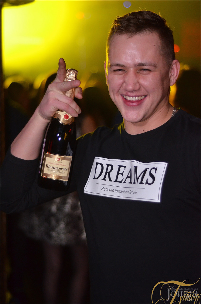 Фотография с У СОЛДАТА ВЫХОДНОЙ в Батыр