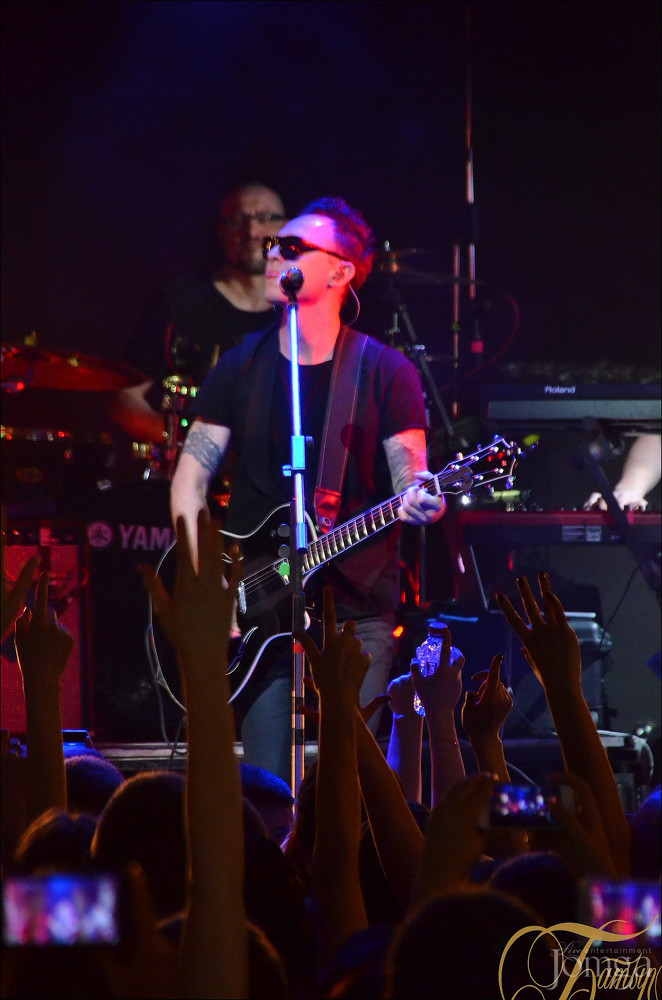 Фотография с группа "ЗВЕРИ" в Батыр