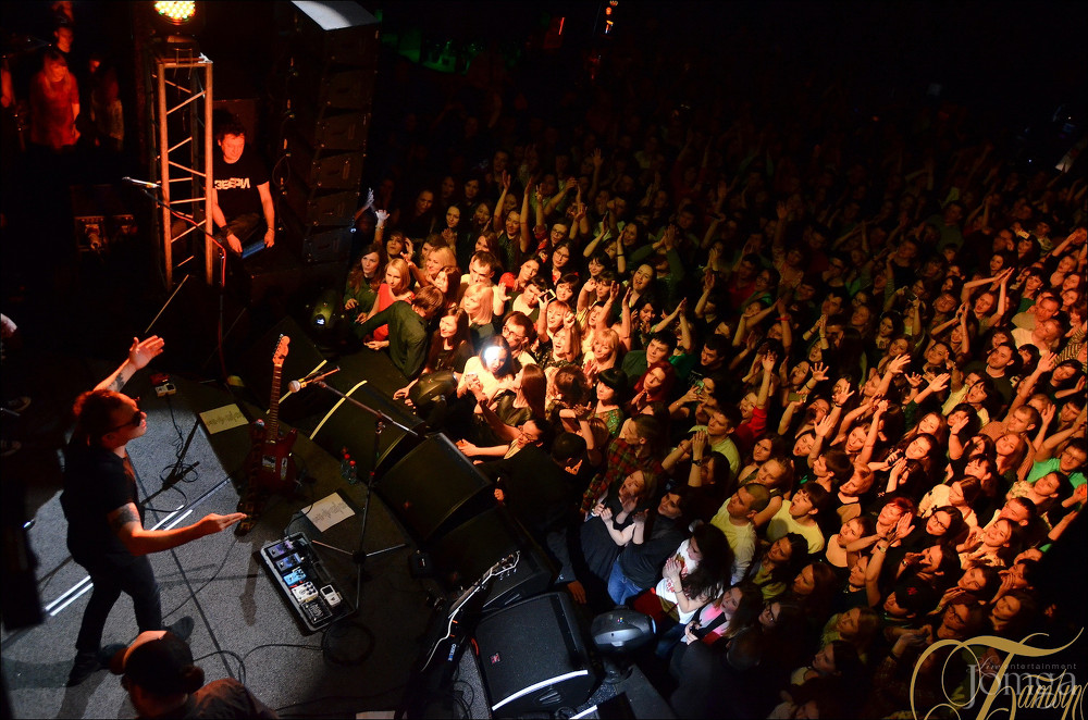 Фотография с группа "ЗВЕРИ" в Батыр