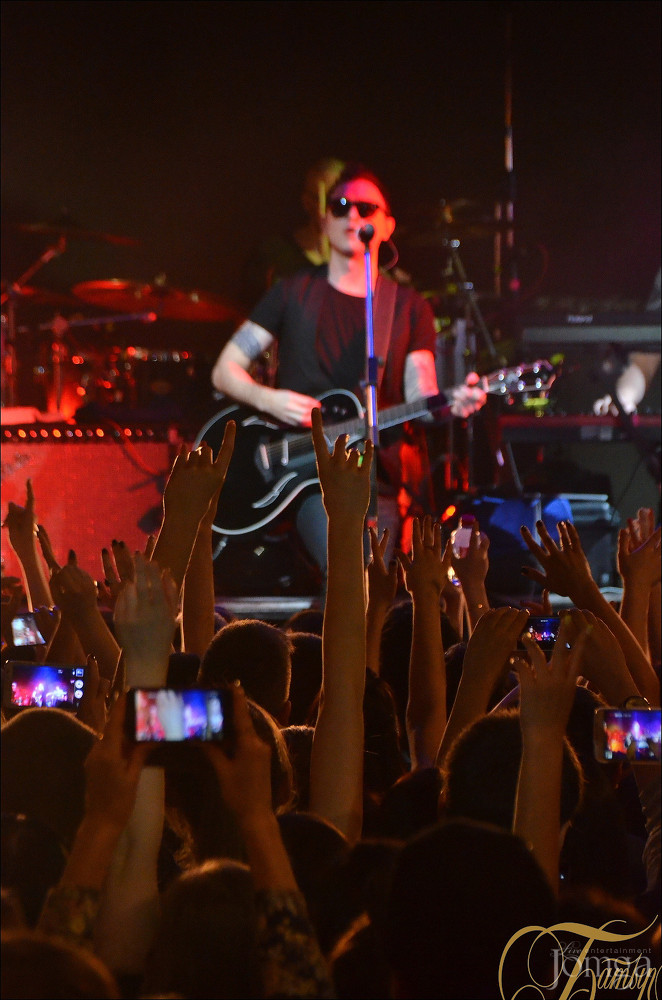 Фотография с группа "ЗВЕРИ" в Батыр