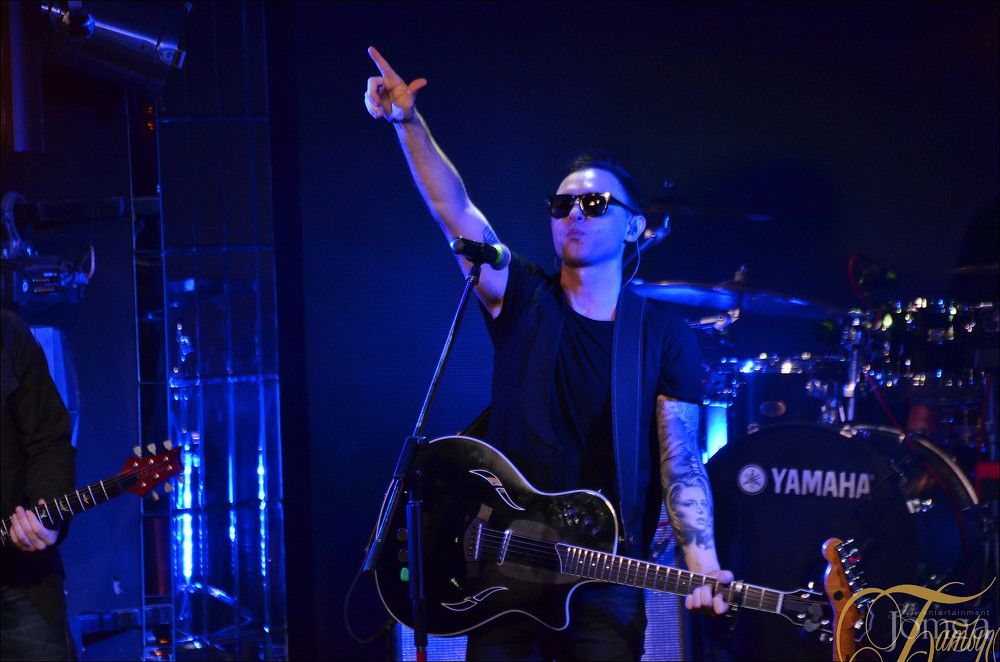 Фотография с группа "ЗВЕРИ" в Батыр