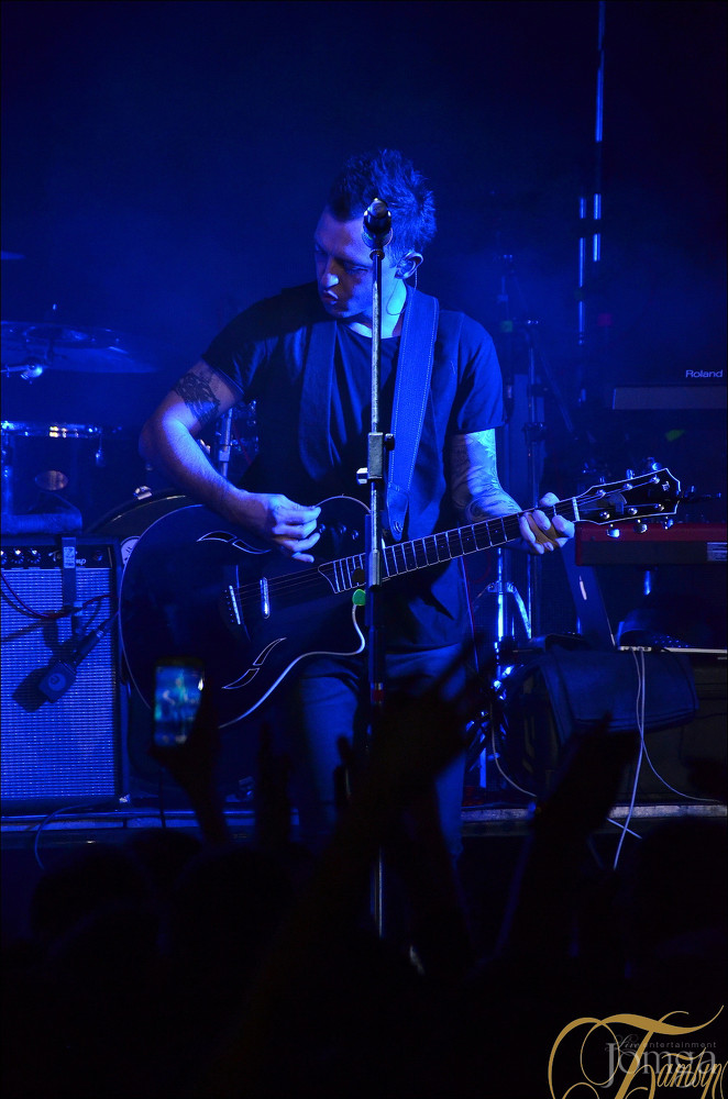 Фотография с группа "ЗВЕРИ" в Батыр