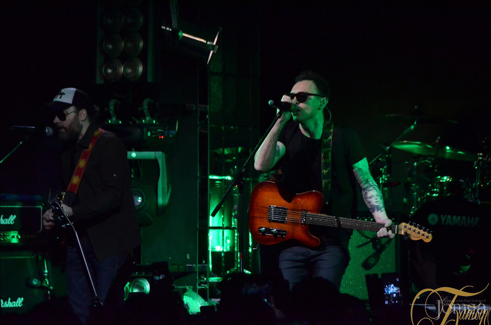 Фотография с группа "ЗВЕРИ" в Батыр