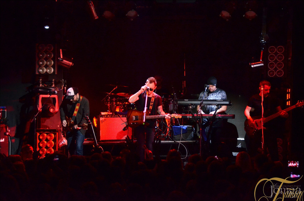 Фотография с группа "ЗВЕРИ" в Батыр