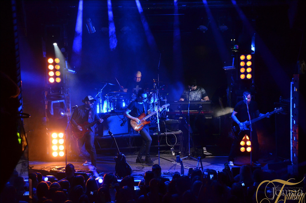 Фотография с группа "ЗВЕРИ" в Батыр