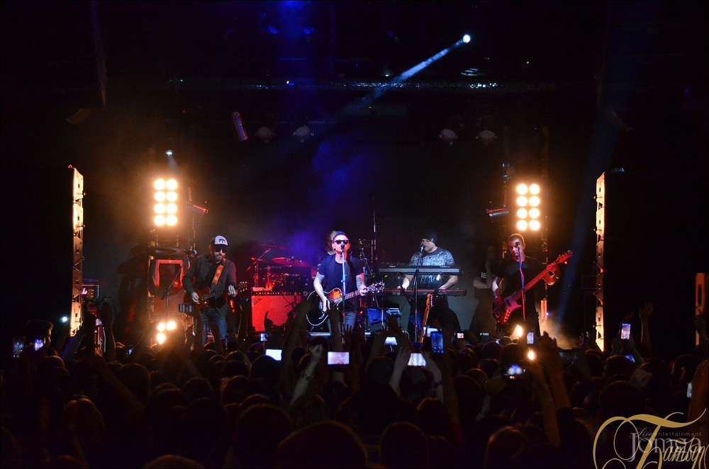 Фотография с группа "ЗВЕРИ" в Батыр