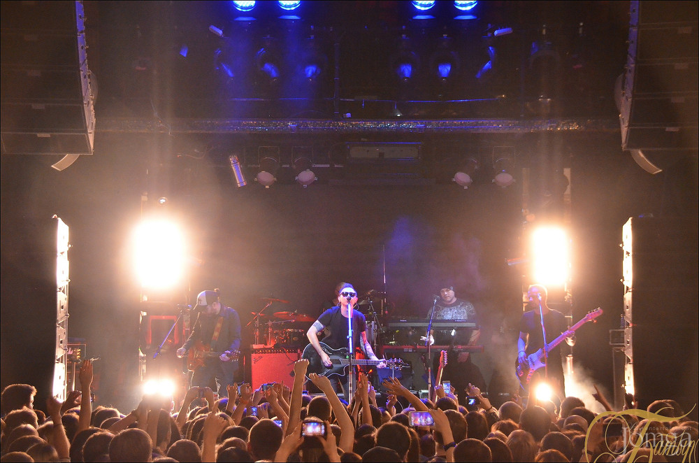 Фотография с группа "ЗВЕРИ" в Батыр