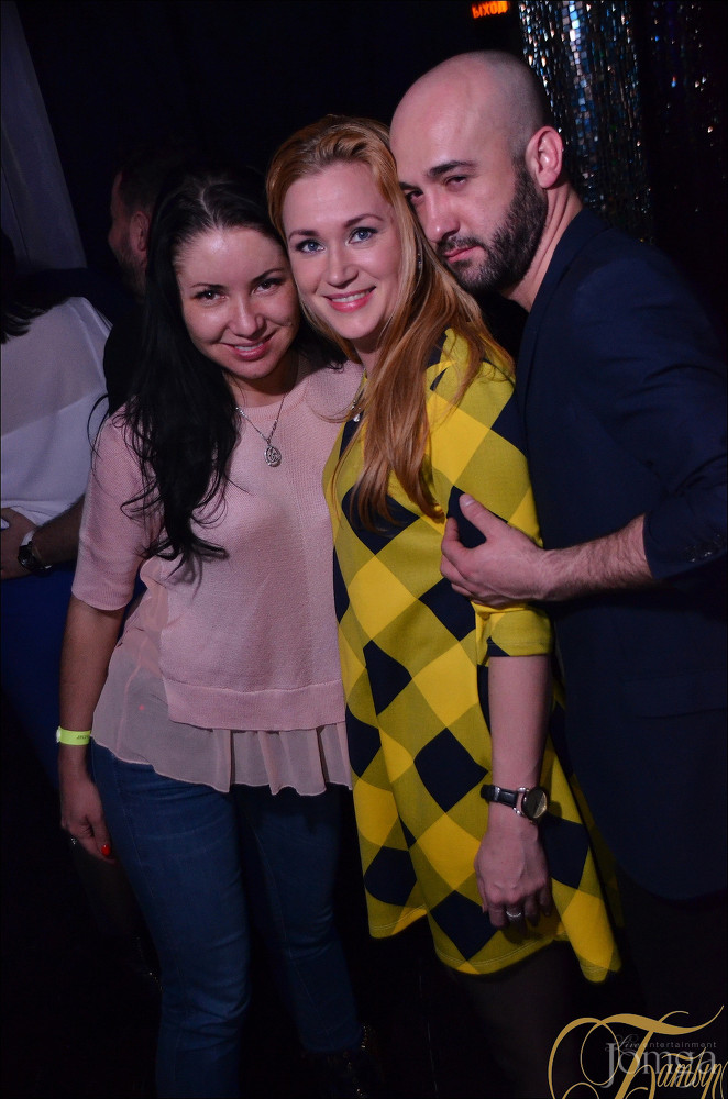 Фотография с НА ЛАБУТЕНАХ И ОФИГИТЕЛЬНЫХ ШТАНАХ в Батыр