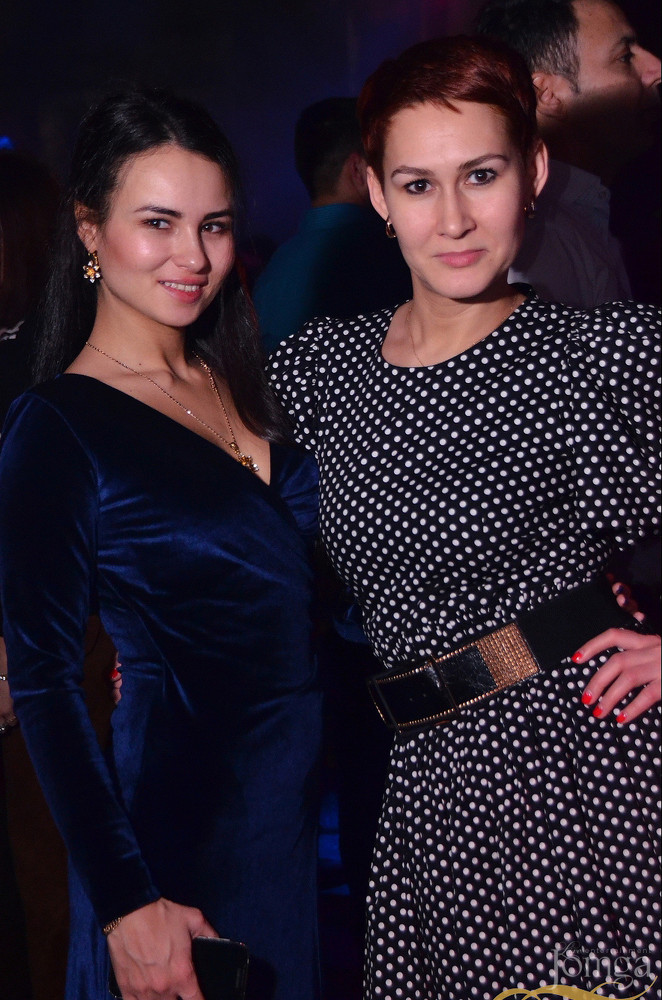 Фотография с НА ЛАБУТЕНАХ И ОФИГИТЕЛЬНЫХ ШТАНАХ в Батыр