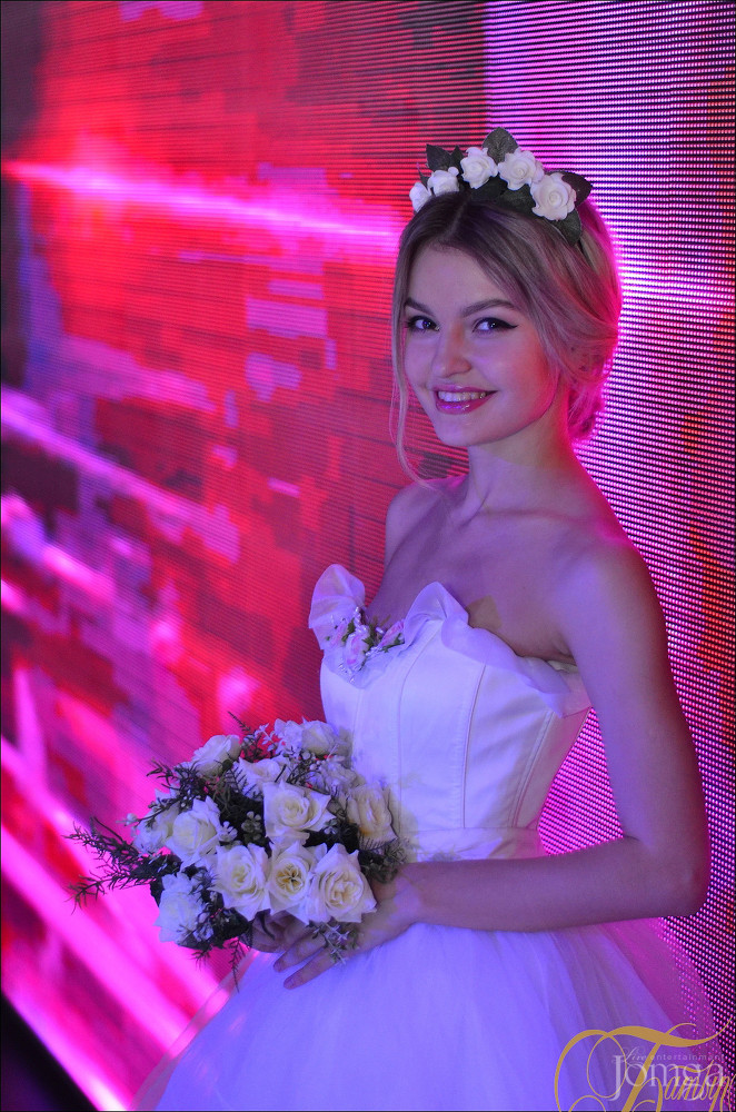 Фотография с НА ЛАБУТЕНАХ И ОФИГИТЕЛЬНЫХ ШТАНАХ в Батыр