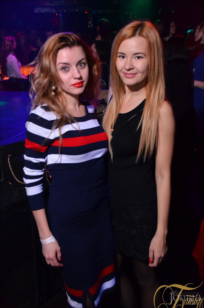 Фотография с НА ЛАБУТЕНАХ И ОФИГИТЕЛЬНЫХ ШТАНАХ в Батыр