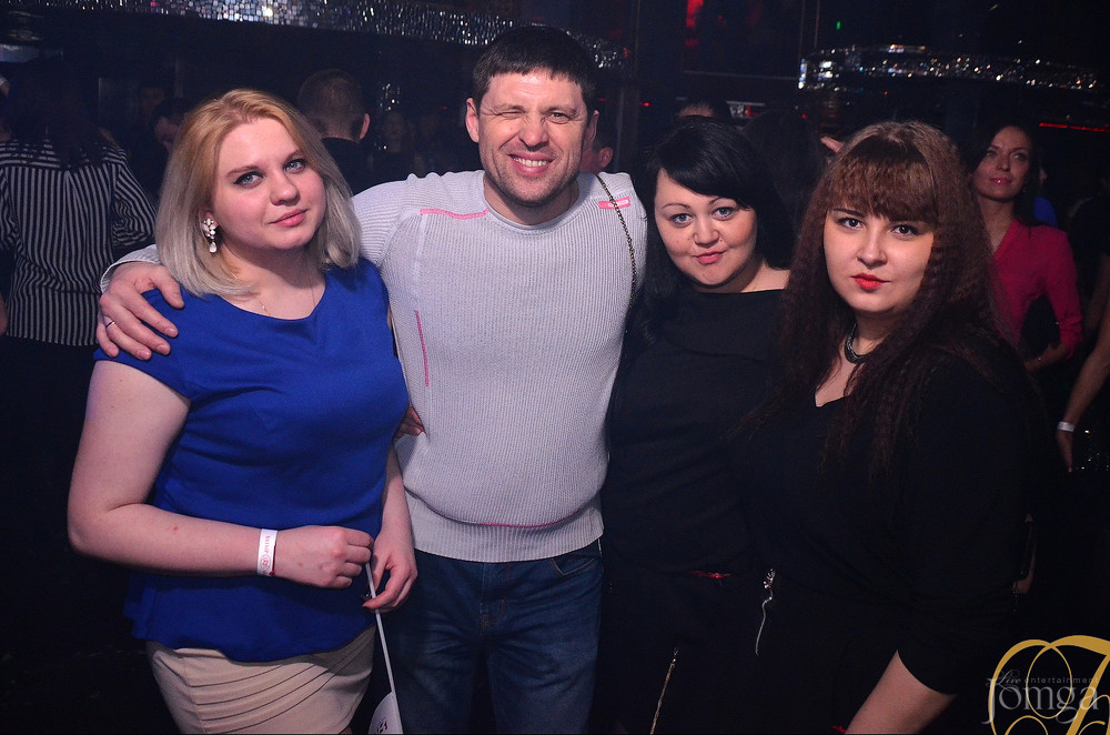 Фотография с НА ЛАБУТЕНАХ И ОФИГИТЕЛЬНЫХ ШТАНАХ в Батыр