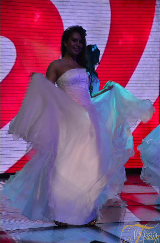 Фотография с НА ЛАБУТЕНАХ И ОФИГИТЕЛЬНЫХ ШТАНАХ в Батыр