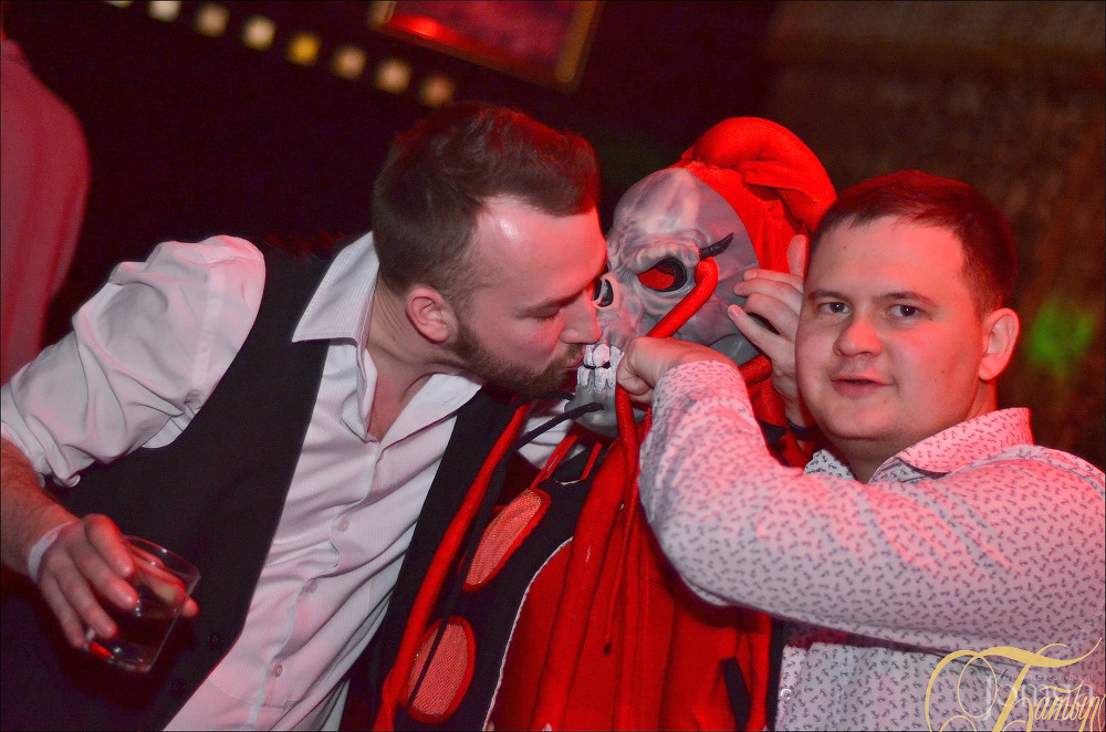 Фотография с FREAKY LIKE ME в Батыр