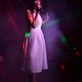 ЖЕНЩИНА, КОТОРУЮ ПОЮТ фото 45