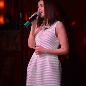 ЖЕНЩИНА, КОТОРУЮ ПОЮТ фото 39